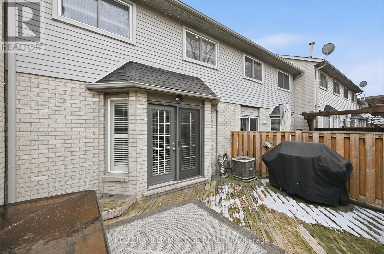 75 - 1 Royalwood Court, Hamilton, Ontario  L8E 4Y1 - Photo 37 - X12908916
