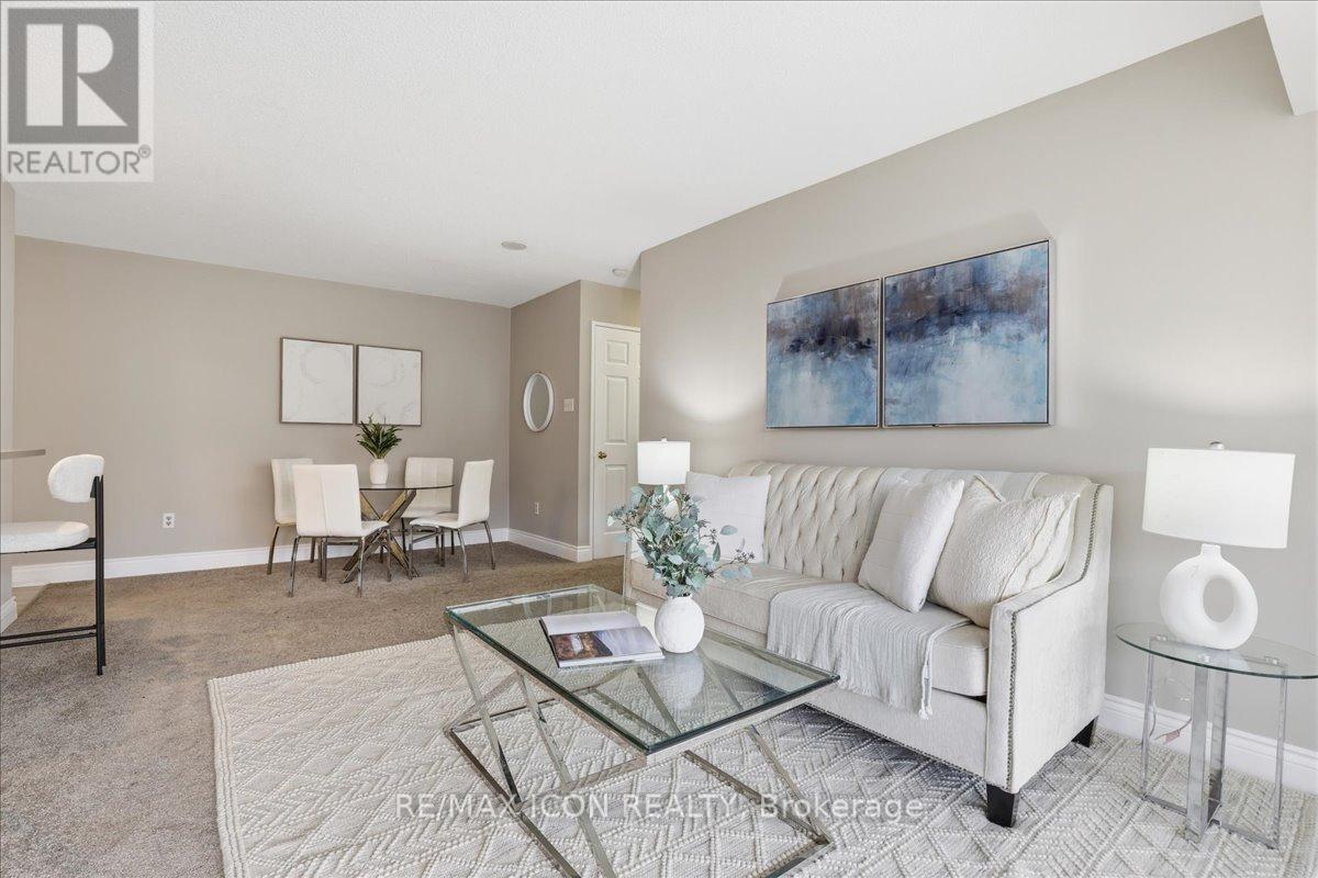 309 - 265 Westcourt Place, Waterloo, Ontario  N2L 6E4 - Photo 3 - X12908946