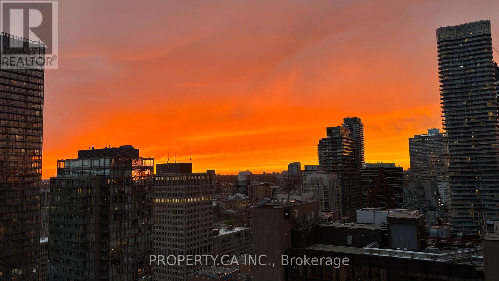 3308 - 15 Grenville Street, Toronto, Ontario  M4Y 0B9 - Photo 3 - C12778770