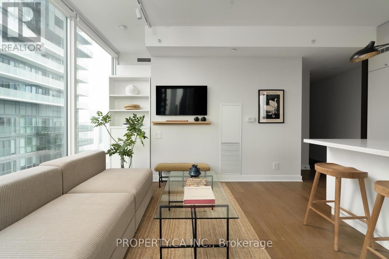 3308 - 15 Grenville Street, Toronto, Ontario  M4Y 0B9 - Photo 4 - C12778770