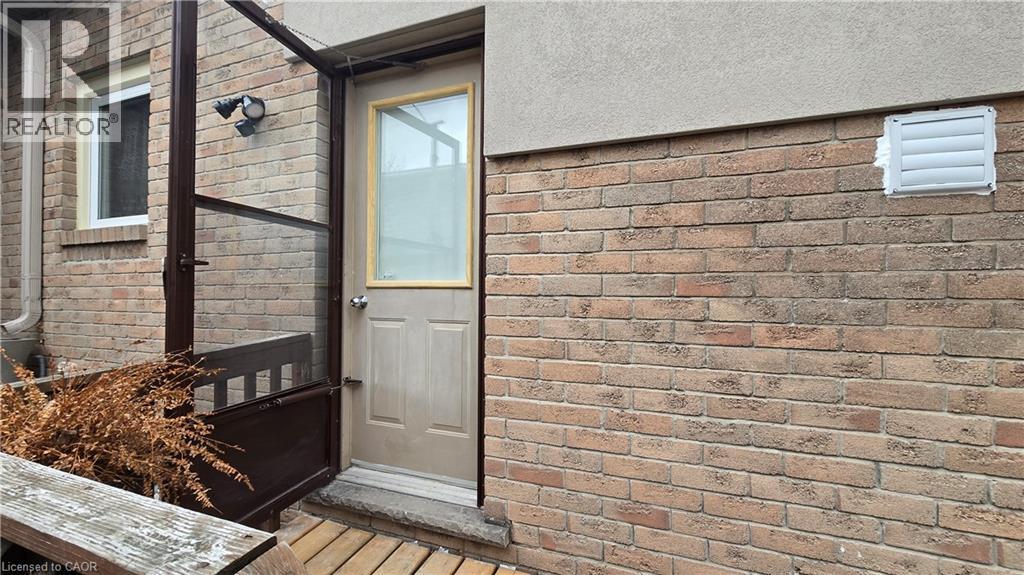 624 Eaglewood Drive Unit# 2, Hamilton, Ontario  L8W 3J8 - Photo 3 - 40813656