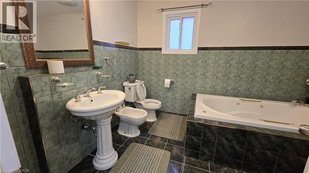 624 Eaglewood Drive Unit# 2, Hamilton, Ontario  L8W 3J8 - Photo 7 - 40813656