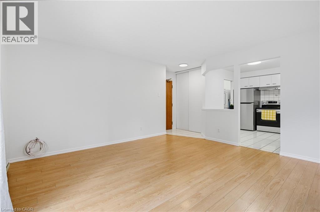 565 Greenfield Avenue Unit# 306, Kitchener, Ontario N2C 2P3 - Photo 6 - 40812758