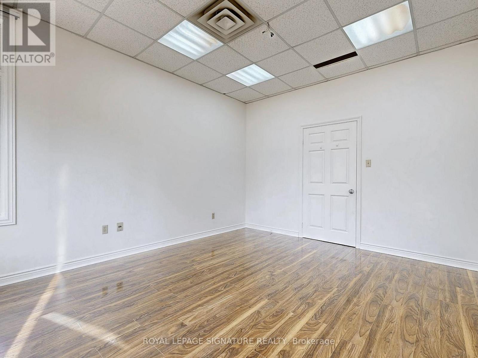 21l - 951 Wilson Avenue, Toronto, Ontario  M3K 2A7 - Photo 13 - W12908376