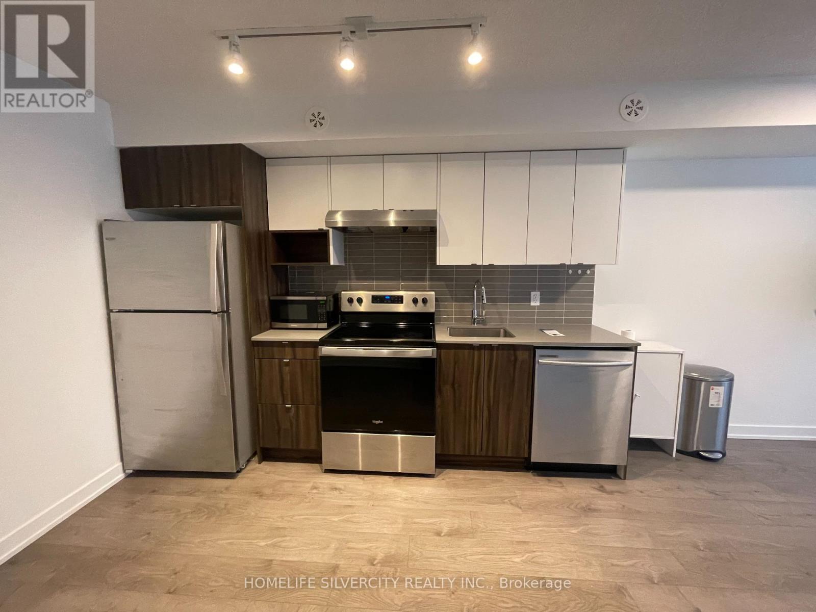 403 - 1141 Cooke Boulevard, Burlington, Ontario  L7T 0C3 - Photo 2 - W12907334