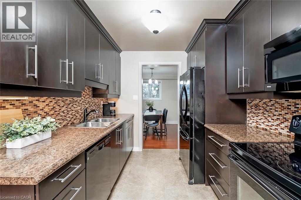 1278 Consort Crescent, Burlington, Ontario  L7M 1J7 - Photo 4 - 40811875