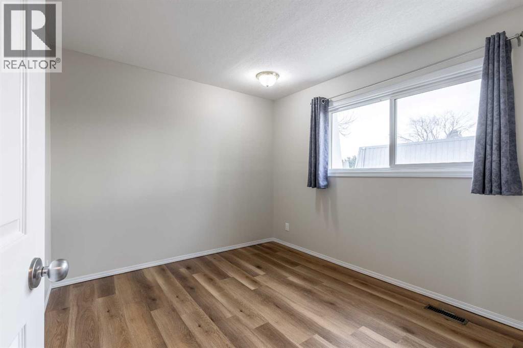 4, 1601 23 Street N, Lethbridge, Alberta  T1H 4M9 - Photo 18 - A2294789