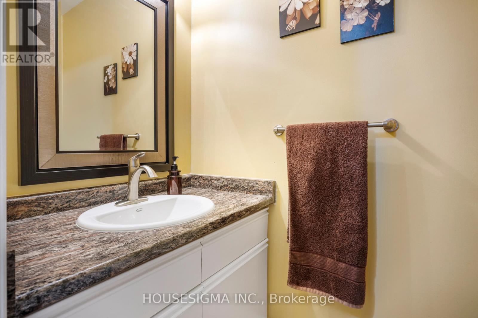 18 Jennifer Gardens, London North, Ontario  N5X 3K8 - Photo 14 - X12909128