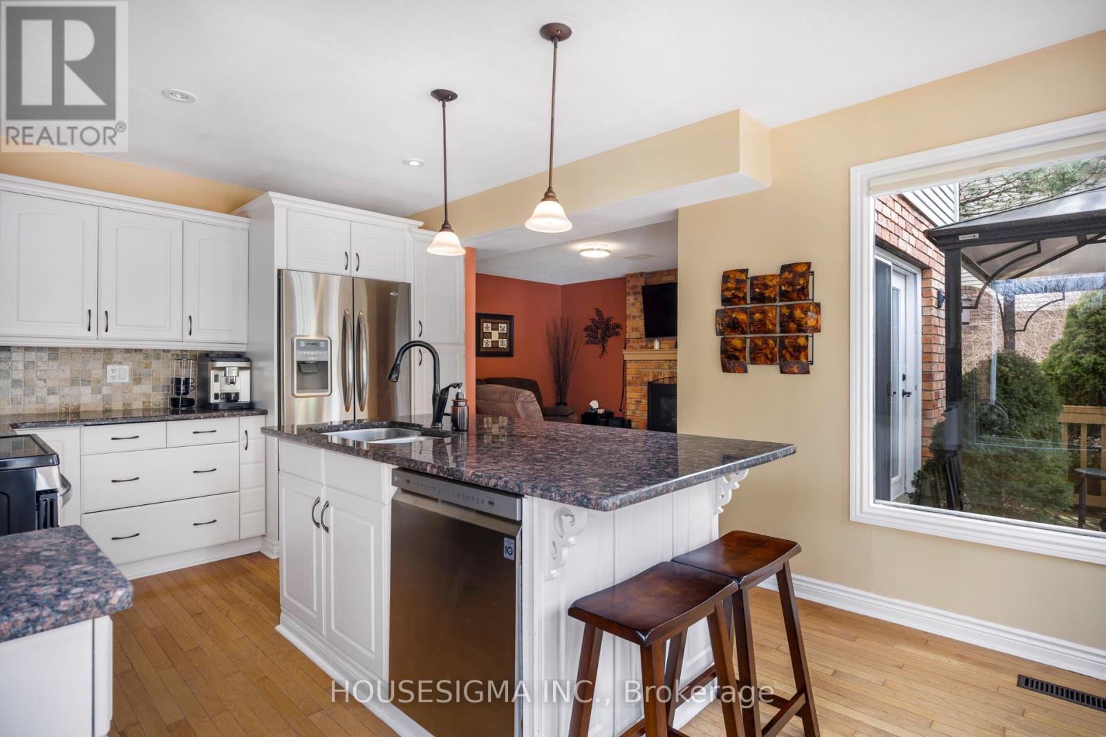 18 Jennifer Gardens, London North, Ontario  N5X 3K8 - Photo 19 - X12909128