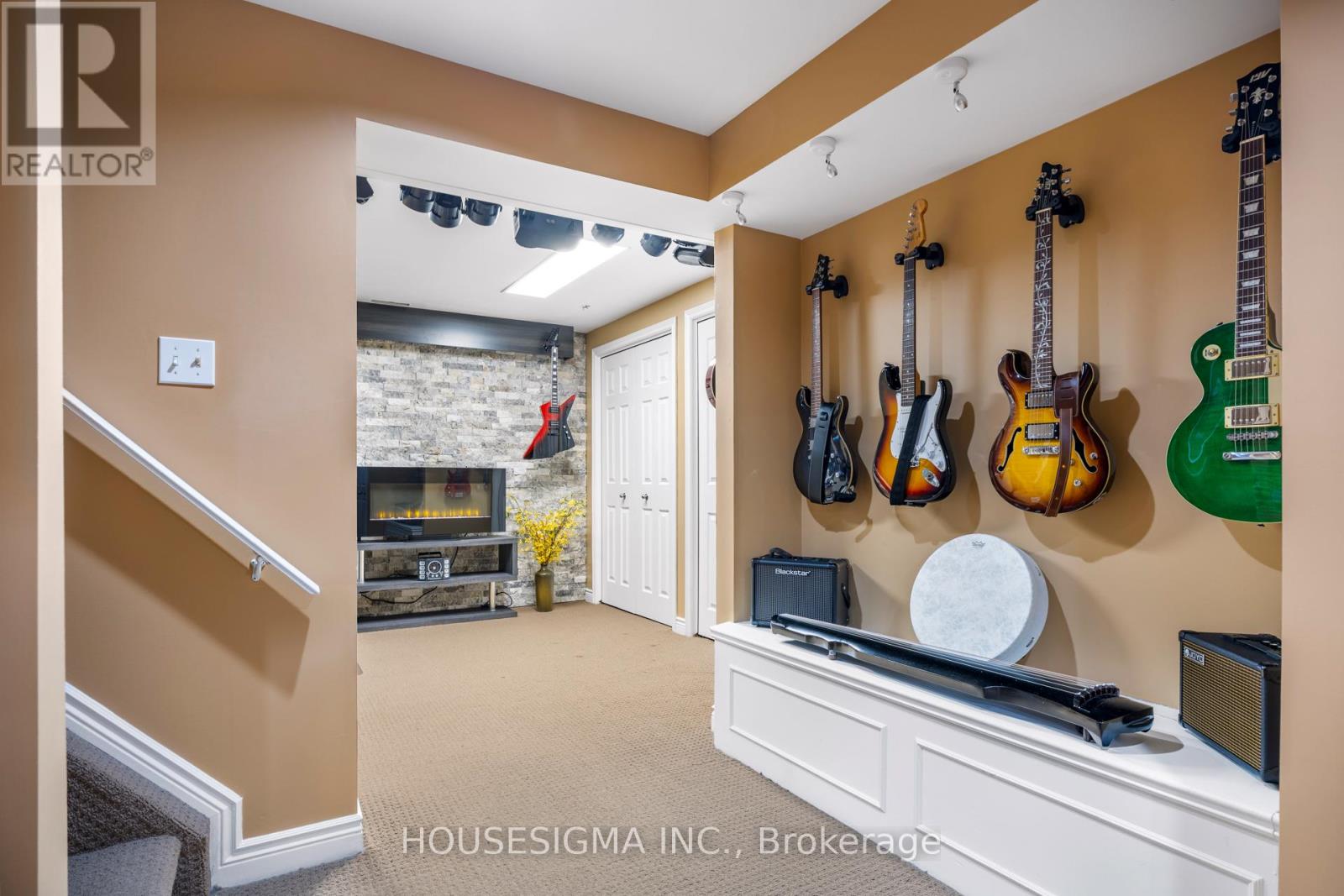 18 Jennifer Gardens, London North, Ontario  N5X 3K8 - Photo 31 - X12909128