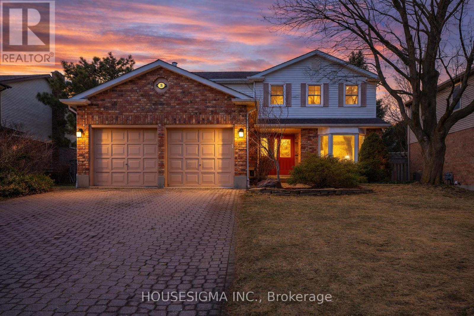 18 Jennifer Gardens, London North, Ontario  N5X 3K8 - Photo 5 - X12909128