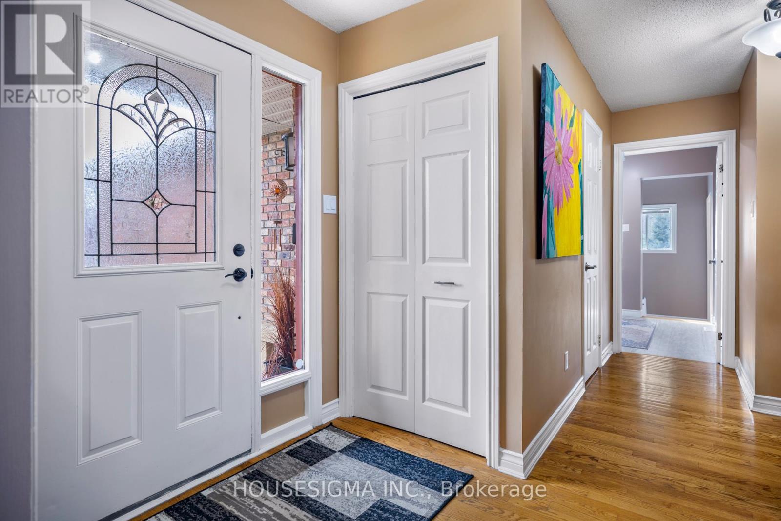 18 Jennifer Gardens, London North, Ontario  N5X 3K8 - Photo 9 - X12909128