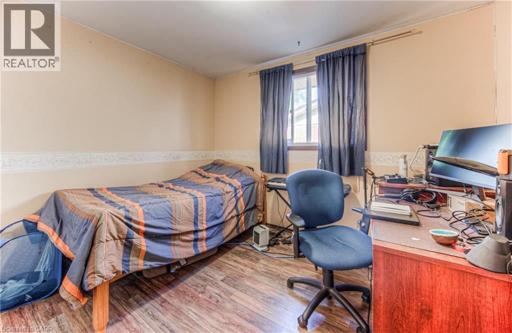 553 Teakwood Drive, Waterloo, Ontario  N2L 4L5 - Photo 12 - 40813866