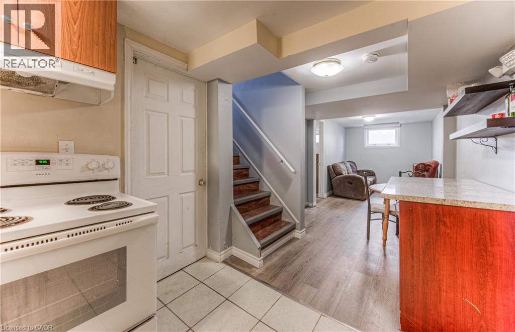 553 Teakwood Drive, Waterloo, Ontario  N2L 4L5 - Photo 16 - 40813866