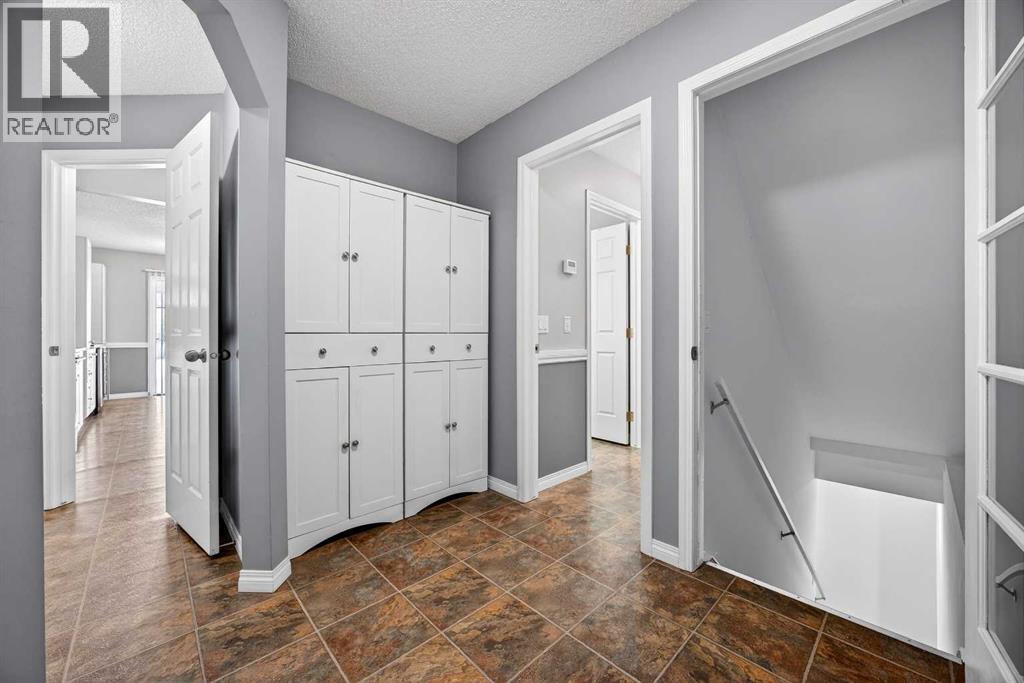 378 Panamount Drive NW, Calgary, Alberta  T3K 5M1 - Photo 15 - A2295063