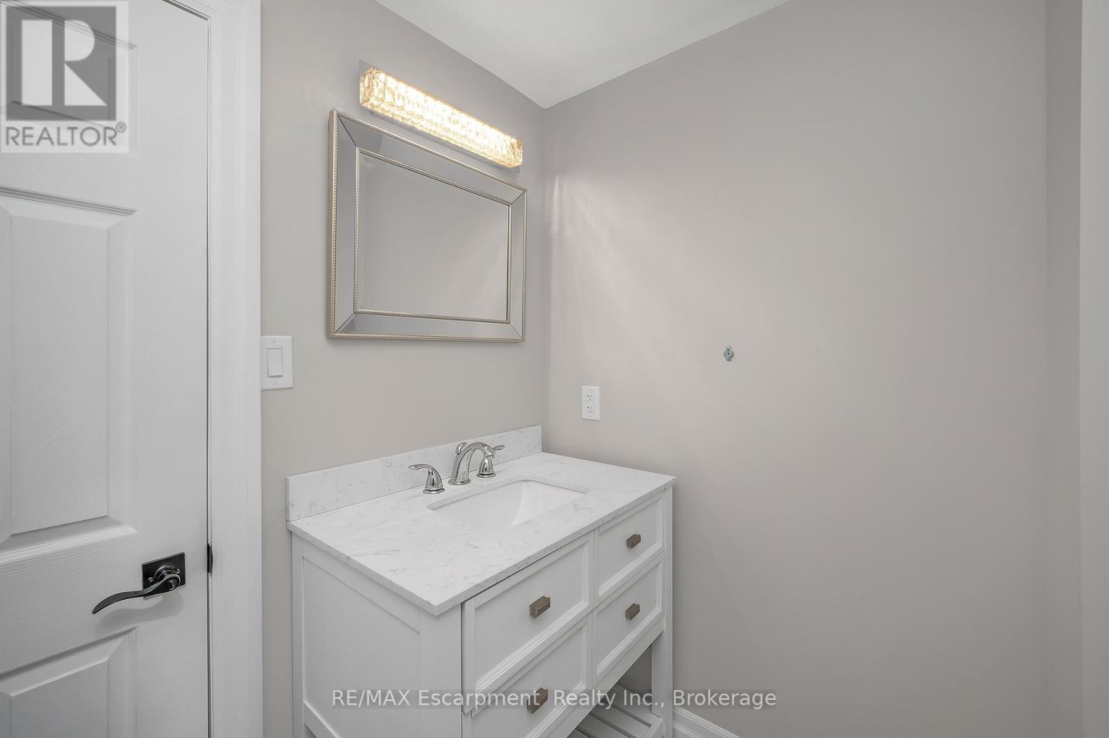 357 Nahani Way, Mississauga, Ontario  L4Z 3B1 - Photo 36 - W12909192