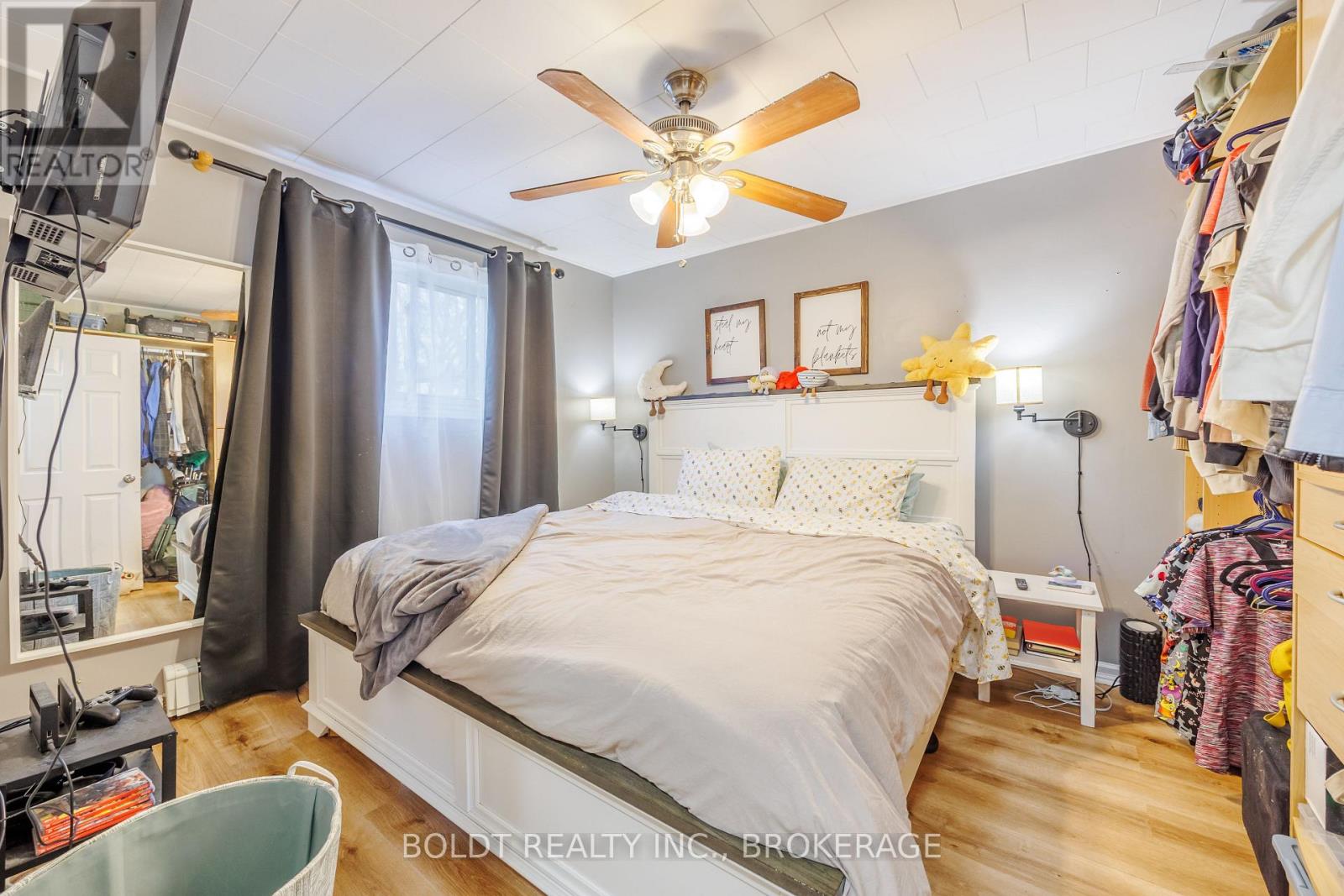 5 Nelles Road, Welland (Lincoln/crowland), Ontario  L3B 2P1 - Photo 11 - X12909282