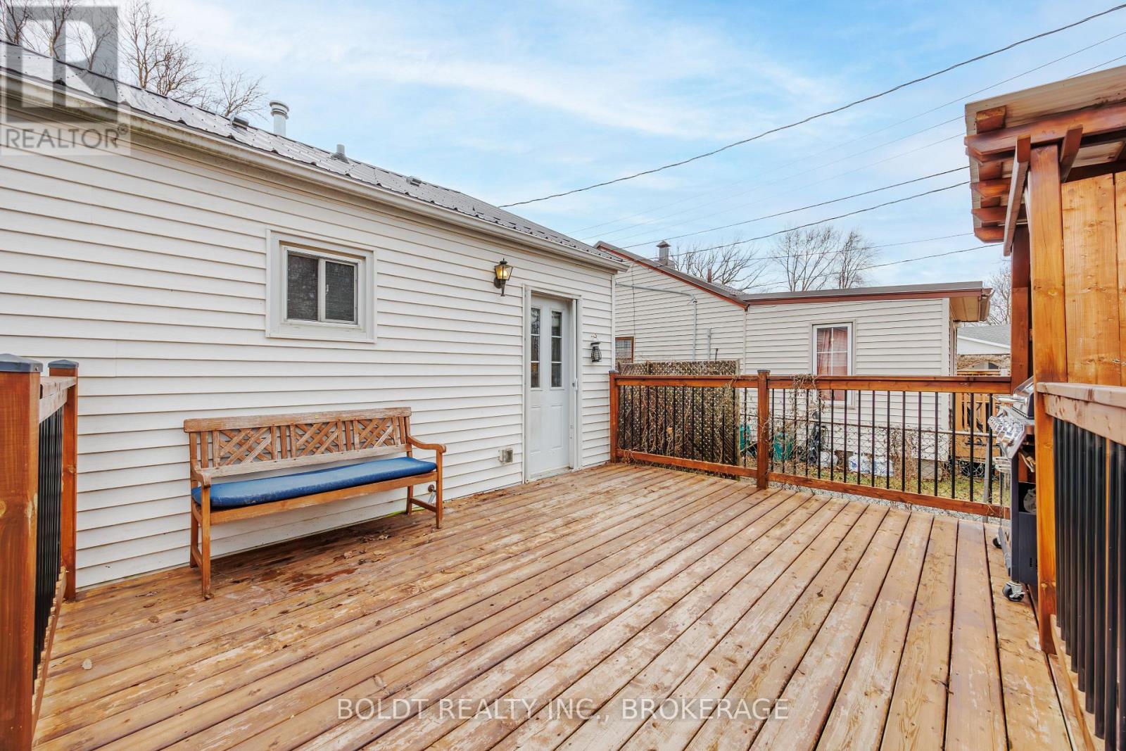 5 Nelles Road, Welland (Lincoln/crowland), Ontario  L3B 2P1 - Photo 13 - X12909282