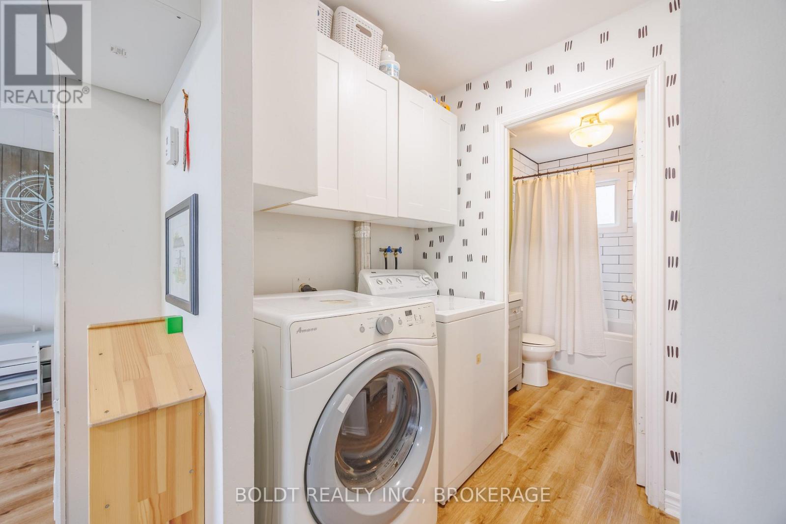 5 Nelles Road, Welland (Lincoln/crowland), Ontario  L3B 2P1 - Photo 9 - X12909282