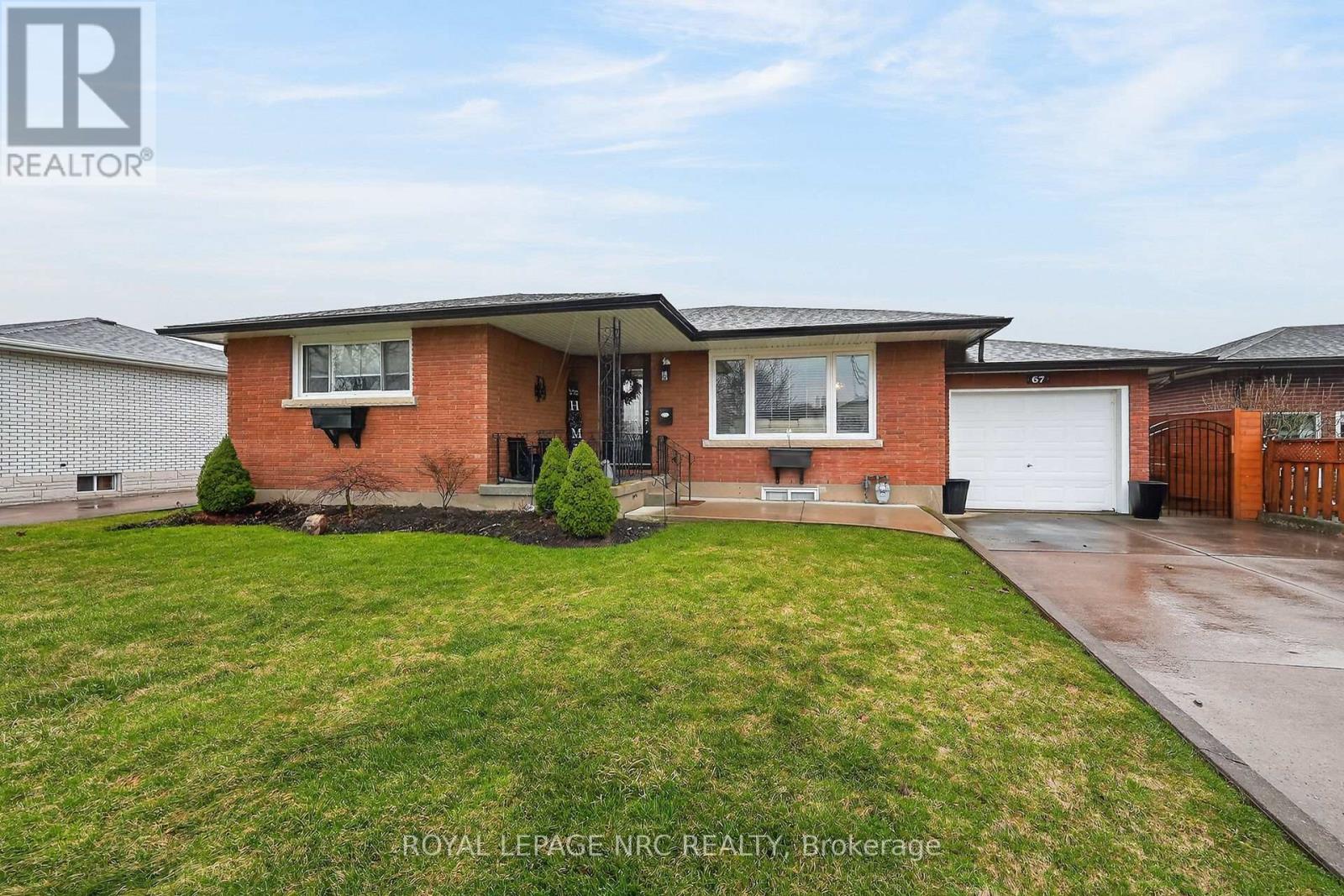 67 Mcdonald Avenue, Thorold, Ontario  L2V 3E5 - Photo 2 - X12909360