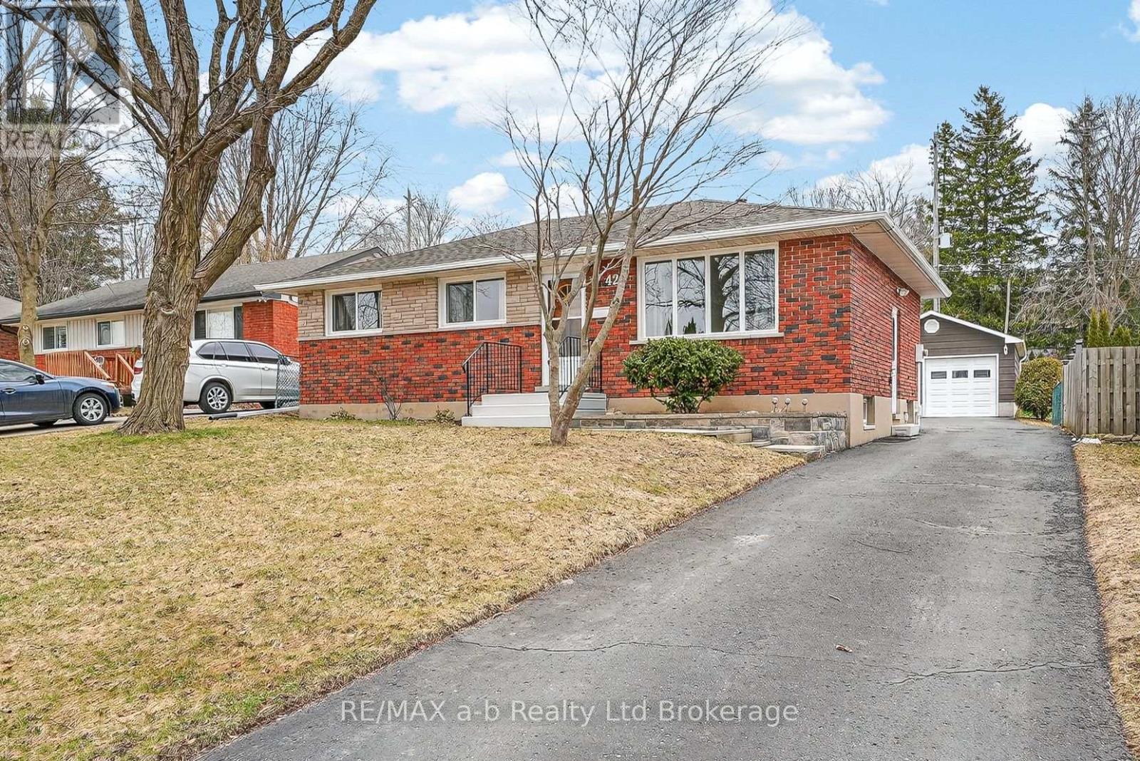 42 PRINCESS PARK ROAD, Ingersoll, Ontario