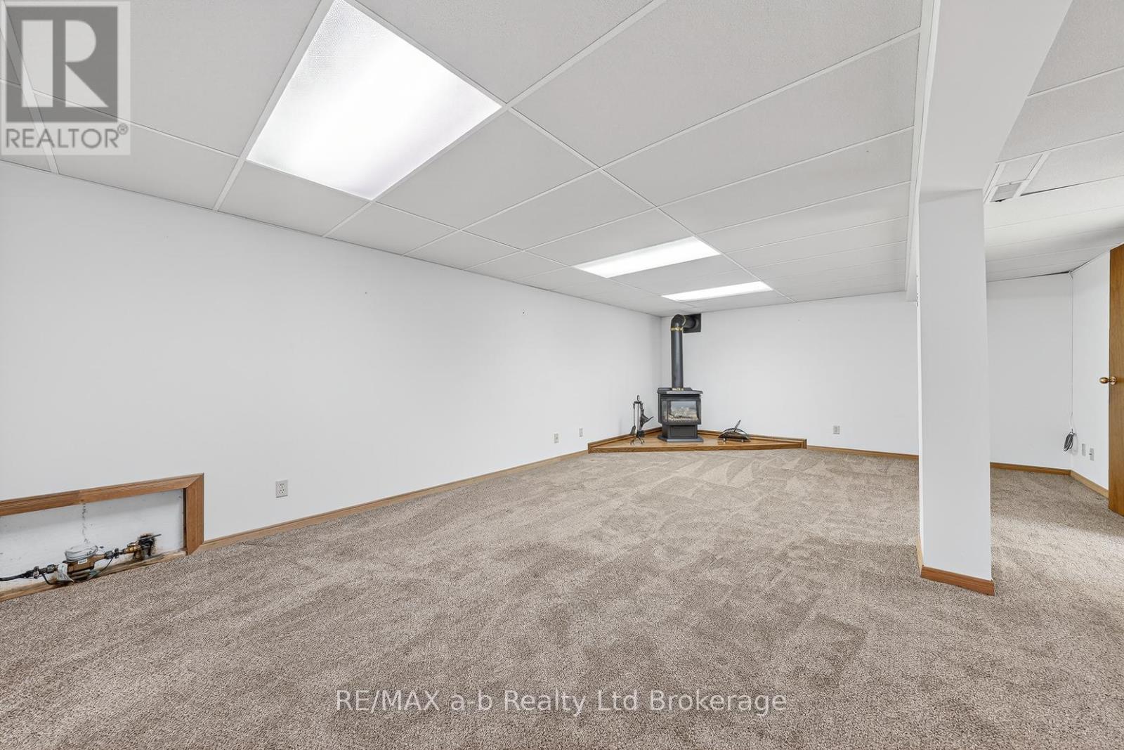 42 Princess Park Road, Ingersoll, Ontario  N5C 1X8 - Photo 24 - X12909156