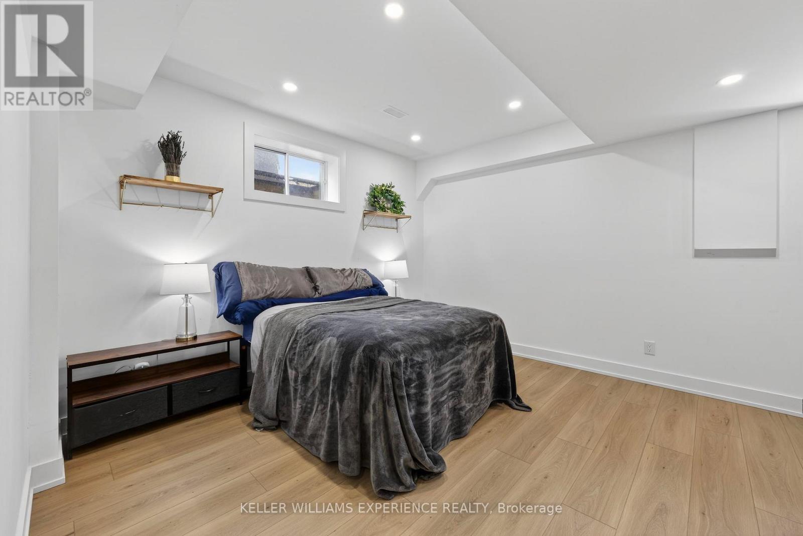 2 Algonquin Heights Court, Essa, Ontario  L0L 2N0 - Photo 24 - N12869824