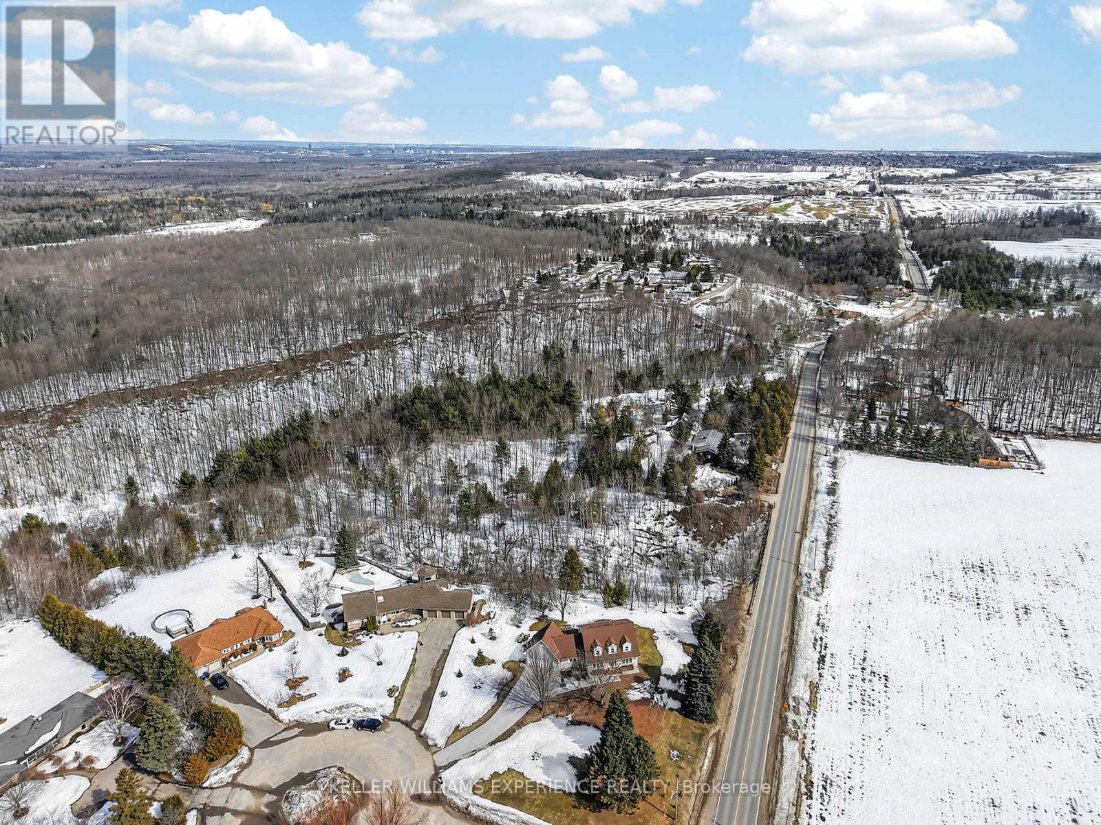 2 Algonquin Heights Court, Essa, Ontario  L0L 2N0 - Photo 36 - N12869824