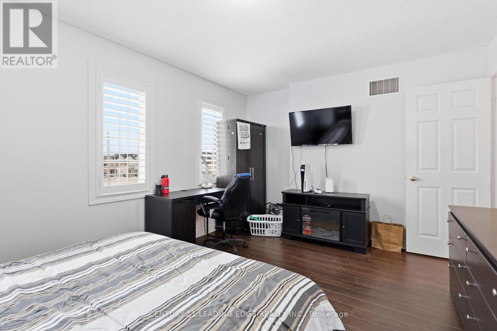 101 Monarchy Street, Barrie (Innis-Shore), Ontario  L4M 0E1 - Photo 15 - S12908434