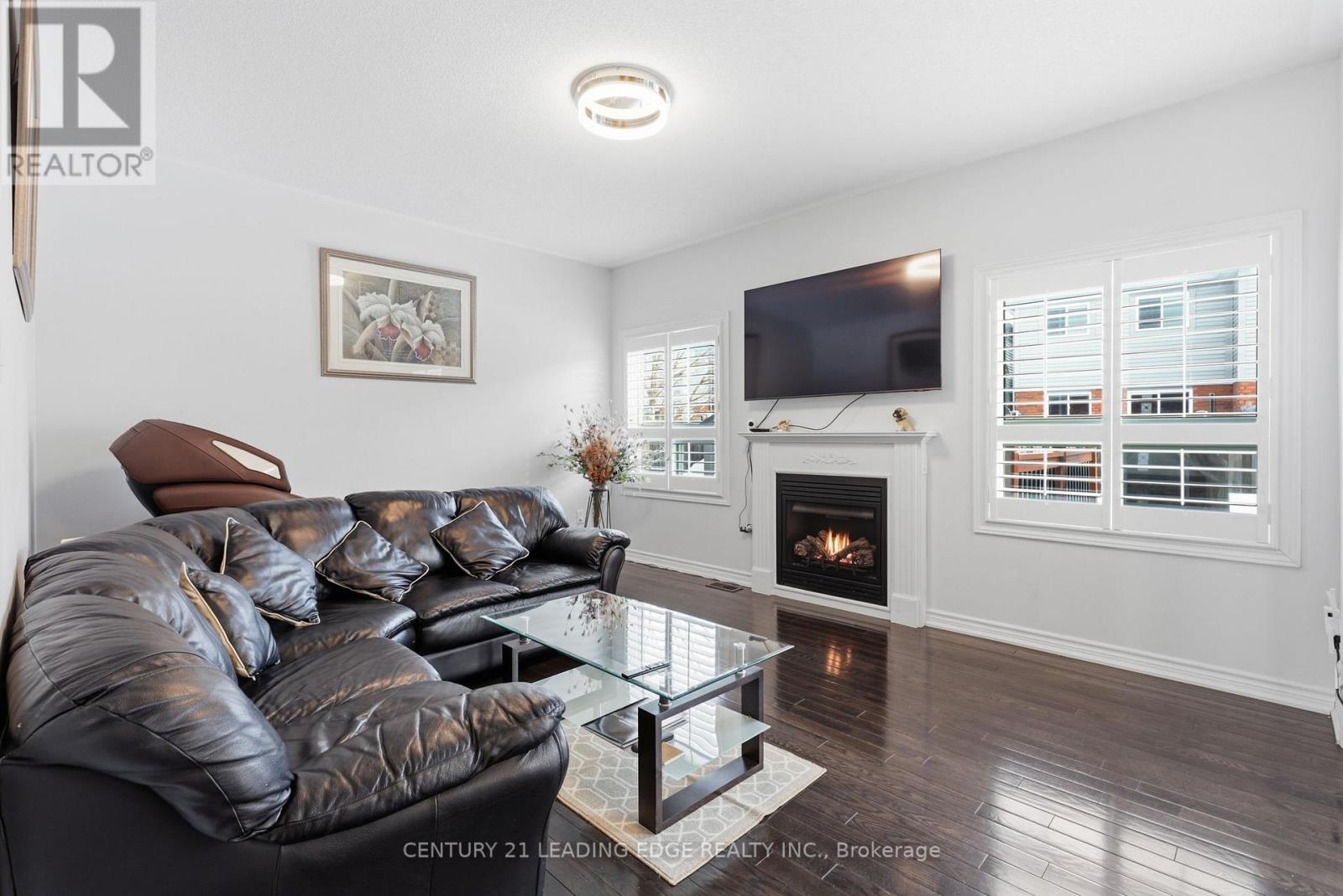 101 Monarchy Street, Barrie (Innis-Shore), Ontario  L4M 0E1 - Photo 9 - S12908434