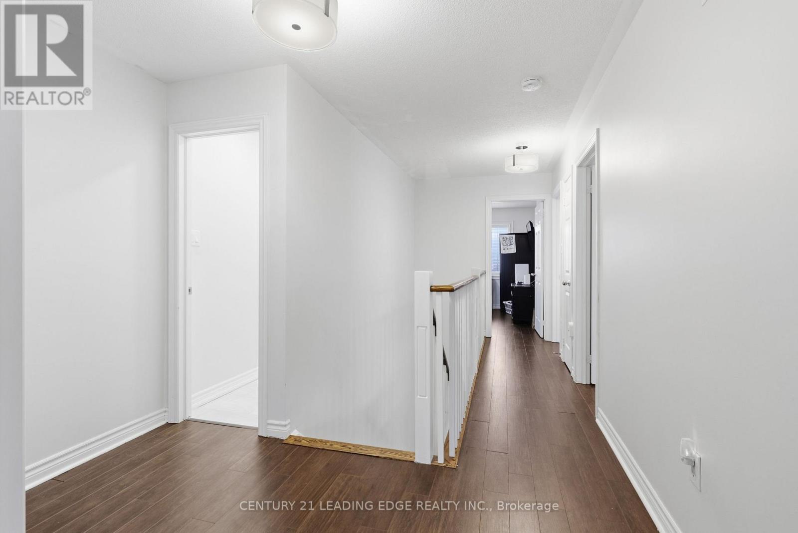 101 Monarchy Street, Barrie (Innis-Shore), Ontario  L4M 0E1 - Photo 13 - S12908434