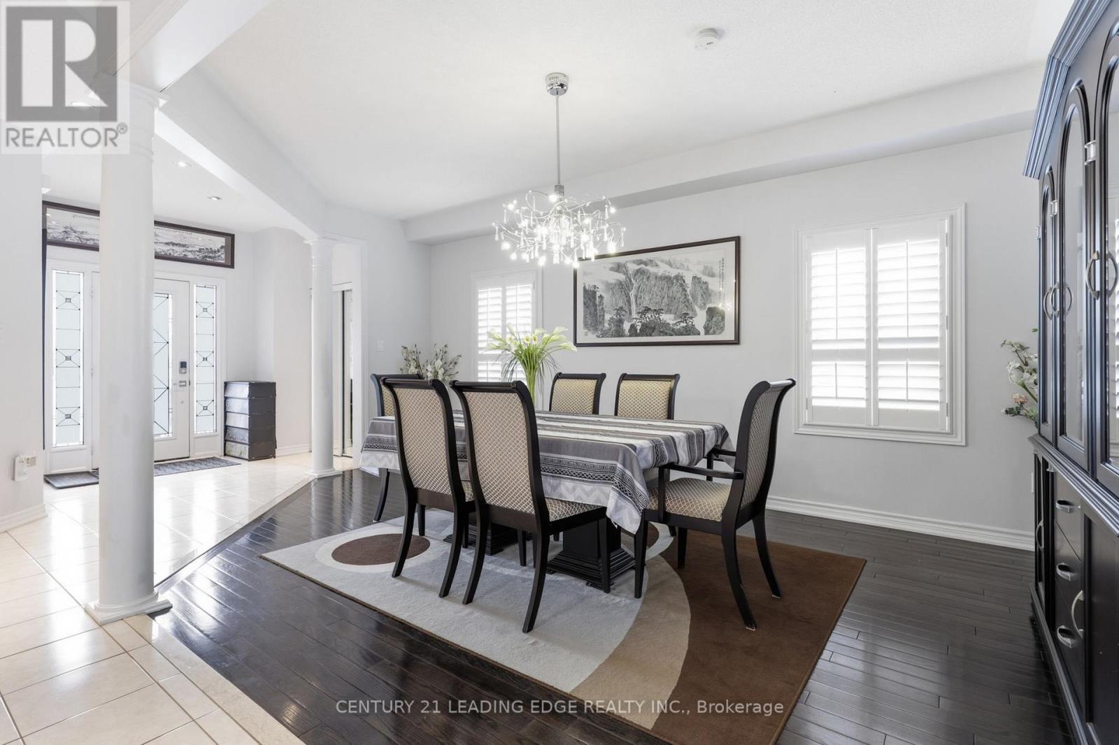 101 Monarchy Street, Barrie (Innis-Shore), Ontario  L4M 0E1 - Photo 4 - S12908434