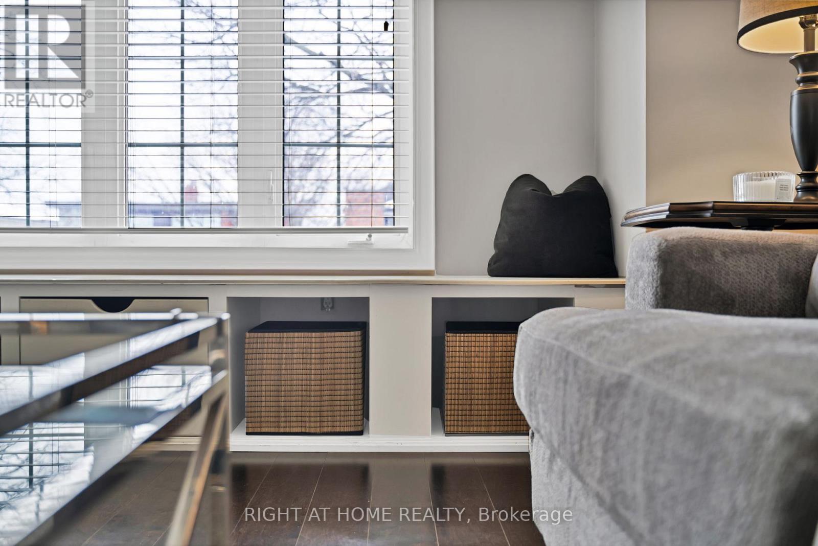 215 Queenslea Avenue, Toronto, Ontario  M9N 3X5 - Photo 24 - W12824770