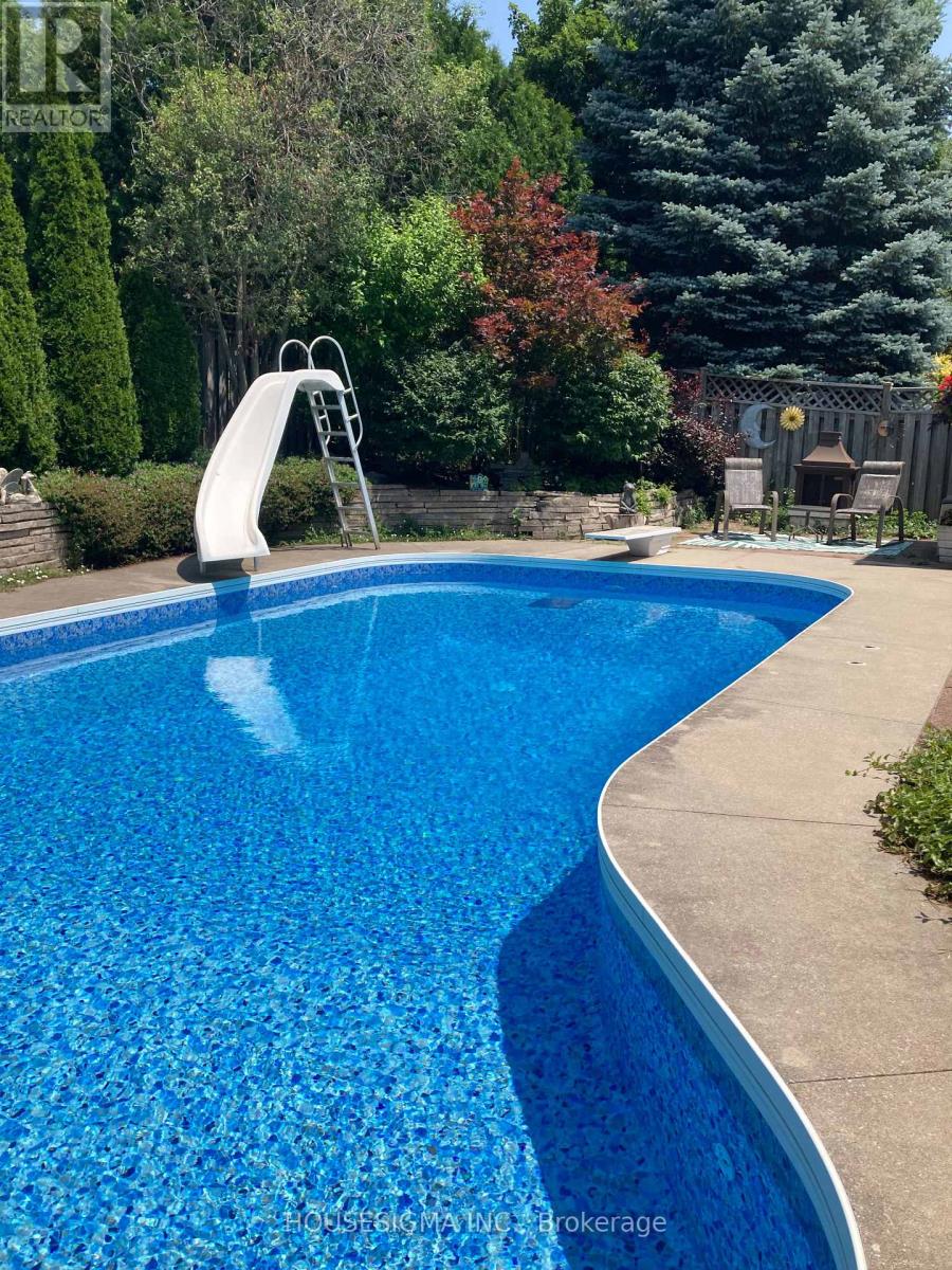 18 Jennifer Gardens, London North, Ontario  N5X 3K8 - Photo 37 - X12909128