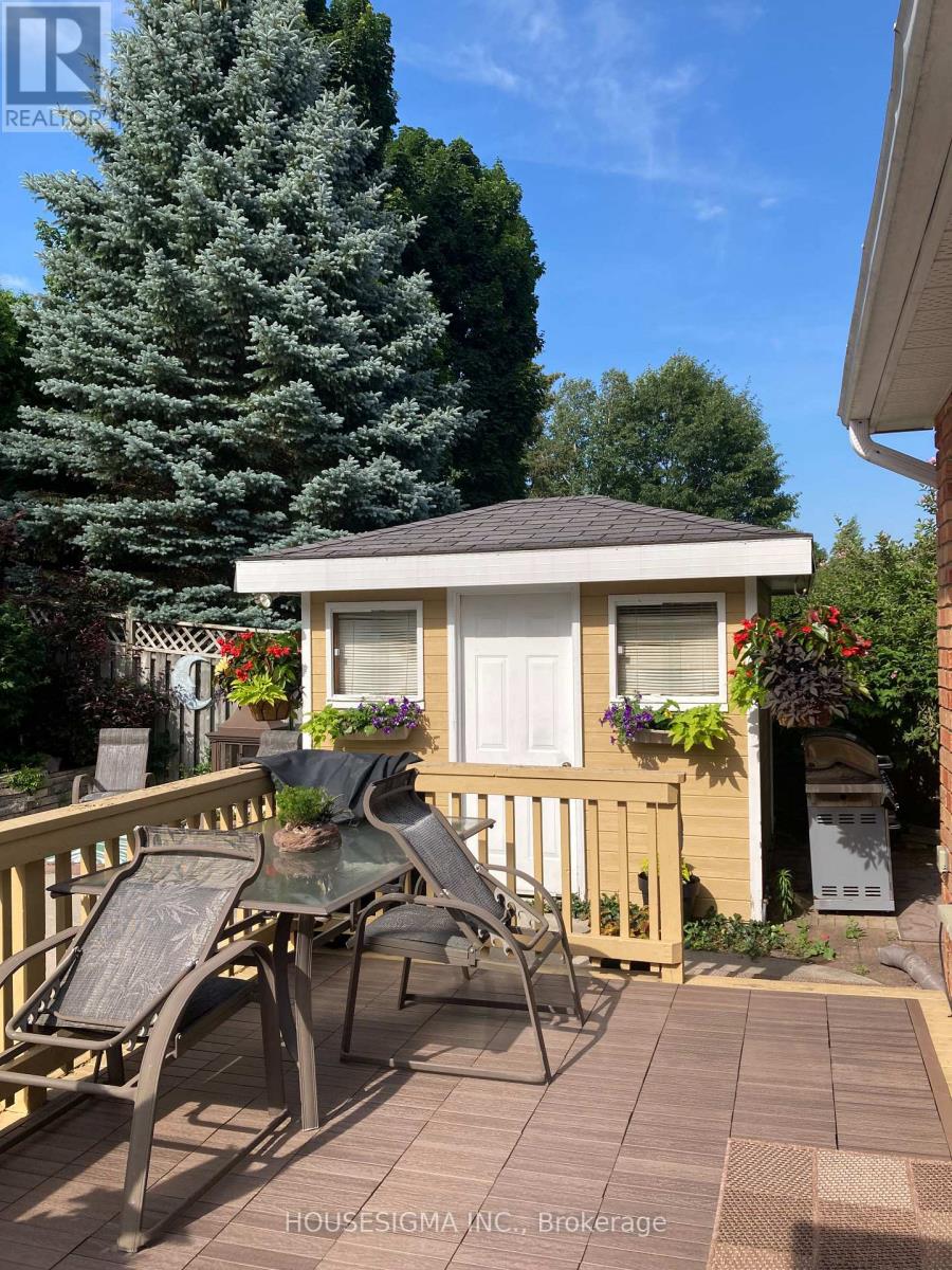 18 Jennifer Gardens, London North, Ontario  N5X 3K8 - Photo 39 - X12909128