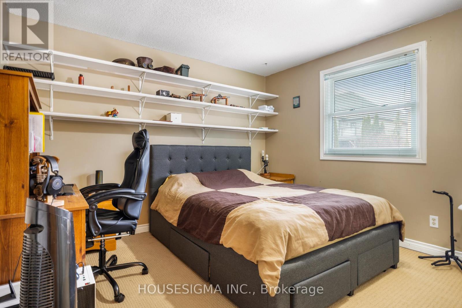 18 Jennifer Gardens, London North, Ontario  N5X 3K8 - Photo 26 - X12909128