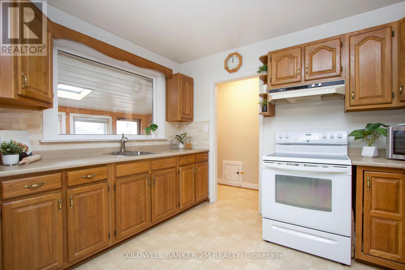 357 Highland Avenue, Oshawa, Ontario  L1H 6B2 - Photo 7 - E12909176