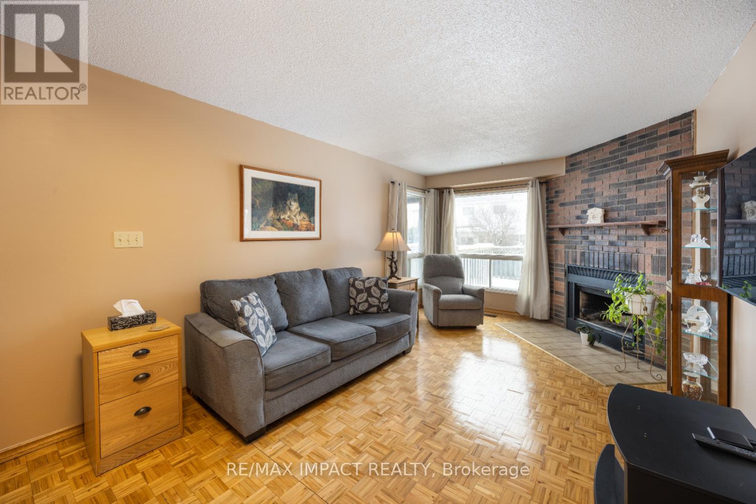 820 Bennett Crescent, Oshawa, Ontario  L1K 1V4 - Photo 9 - E12909236