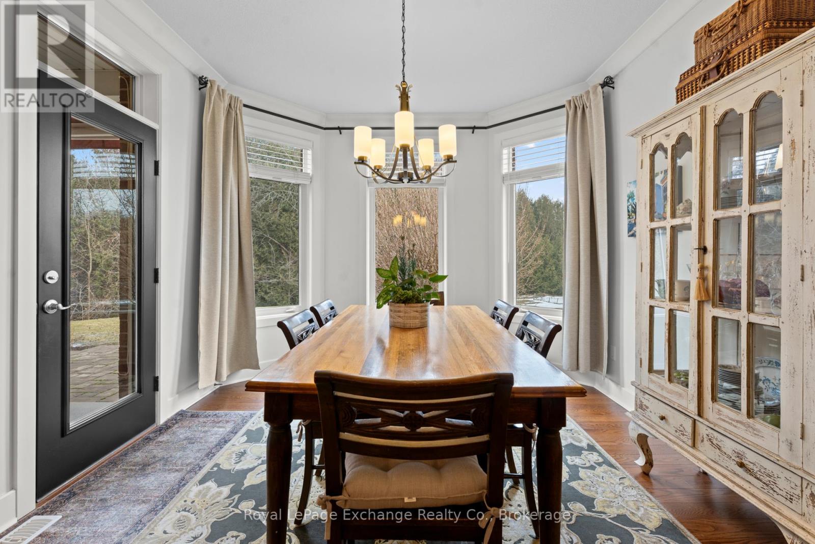 592 Hunter Street, Kincardine, Ontario  N2Z 0B2 - Photo 23 - X12909246