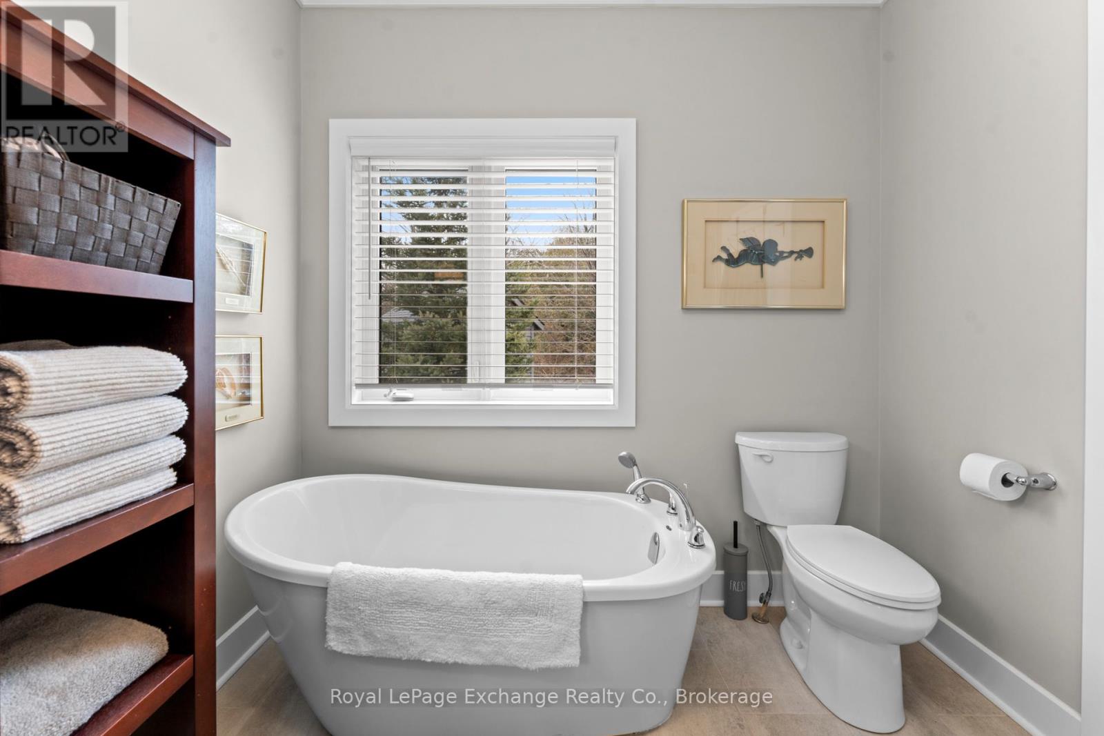 592 Hunter Street, Kincardine, Ontario  N2Z 0B2 - Photo 34 - X12909246