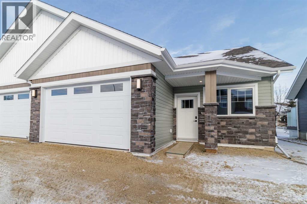 4938 Beardsley Avenue, Lacombe, Alberta