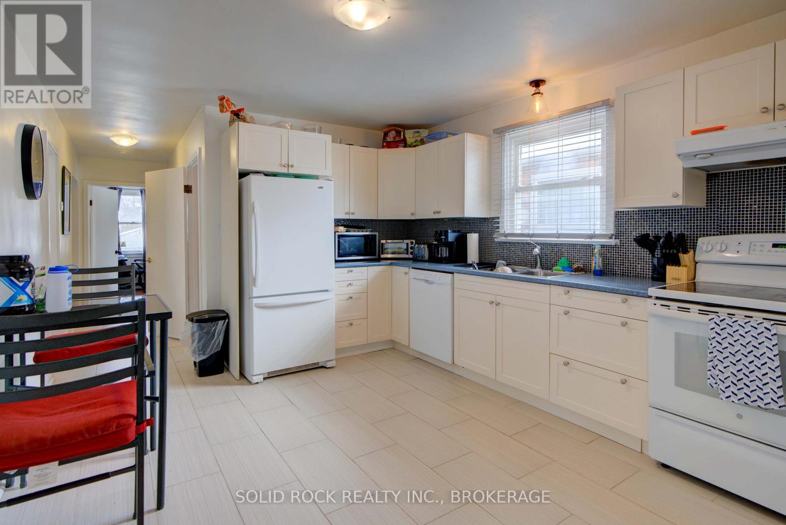 199 Helen Street, Kingston, Ontario  K7L 4P5 - Photo 15 - X12909088