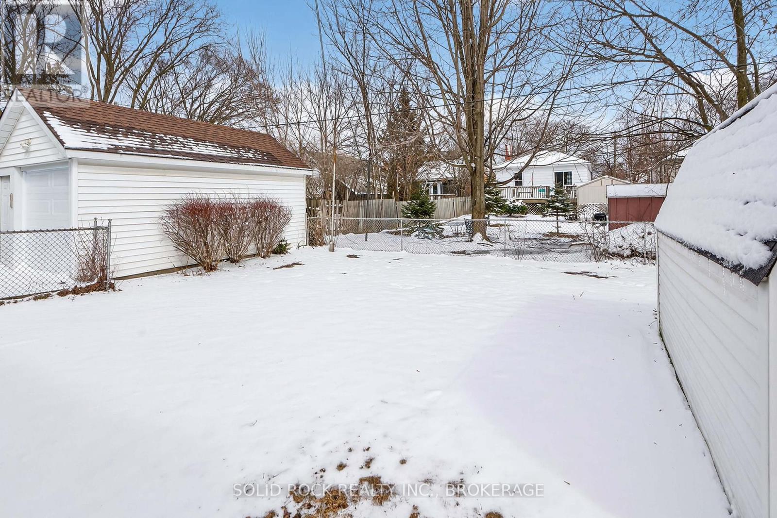 199 Helen Street, Kingston, Ontario  K7L 4P5 - Photo 6 - X12909088