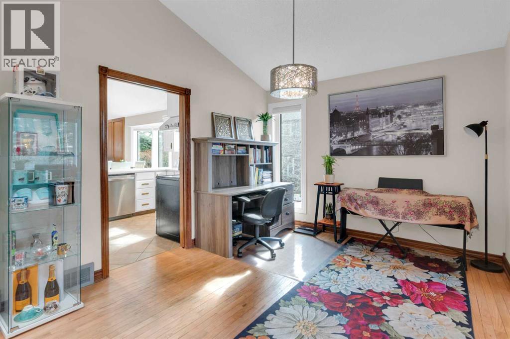 111 Edforth Place NW, Calgary, Alberta  T3A 3V3 - Photo 13 - A2293859