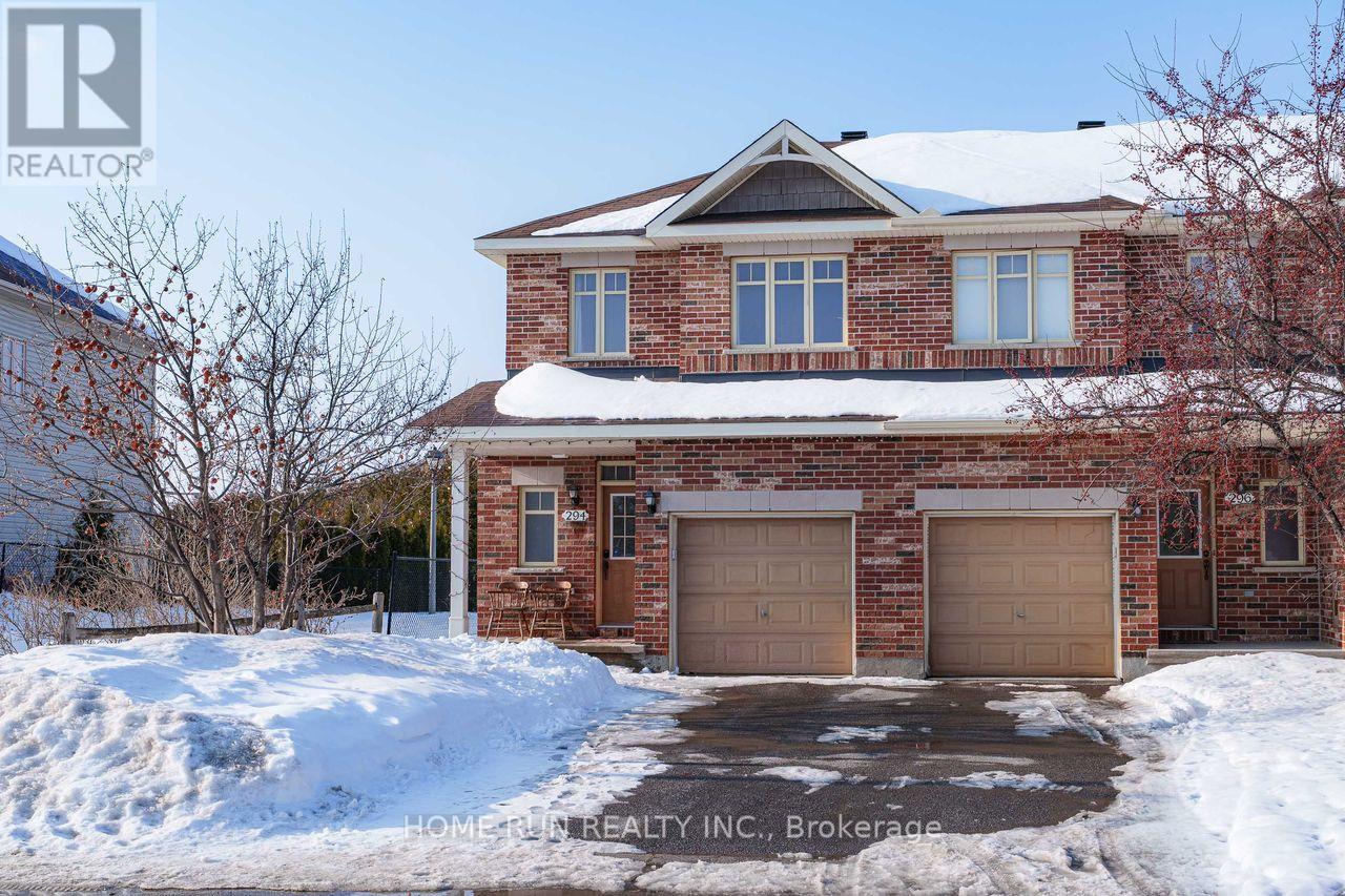 294 BADGELEY AVENUE, Ottawa, Ontario
