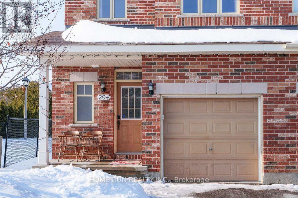 294 Badgeley Avenue, Ottawa, Ontario  K2T 0A7 - Photo 2 - X12909046
