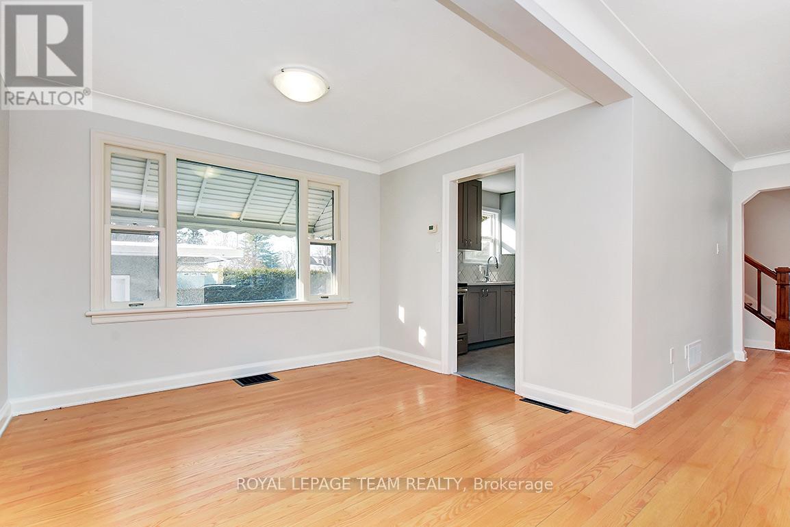 1151 Normandy Crescent, Ottawa, Ontario  K2E 5A5 - Photo 13 - X12909076