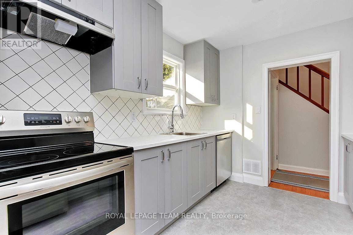 1151 Normandy Crescent, Ottawa, Ontario  K2E 5A5 - Photo 16 - X12909076