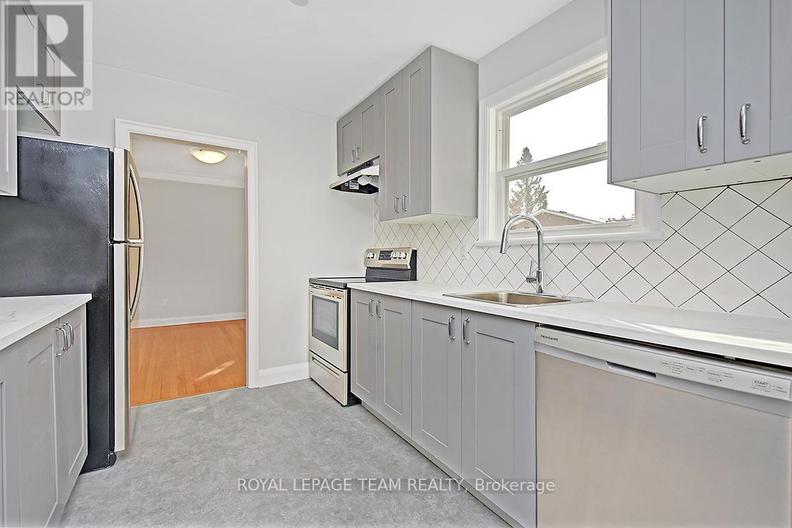 1151 Normandy Crescent, Ottawa, Ontario  K2E 5A5 - Photo 17 - X12909076