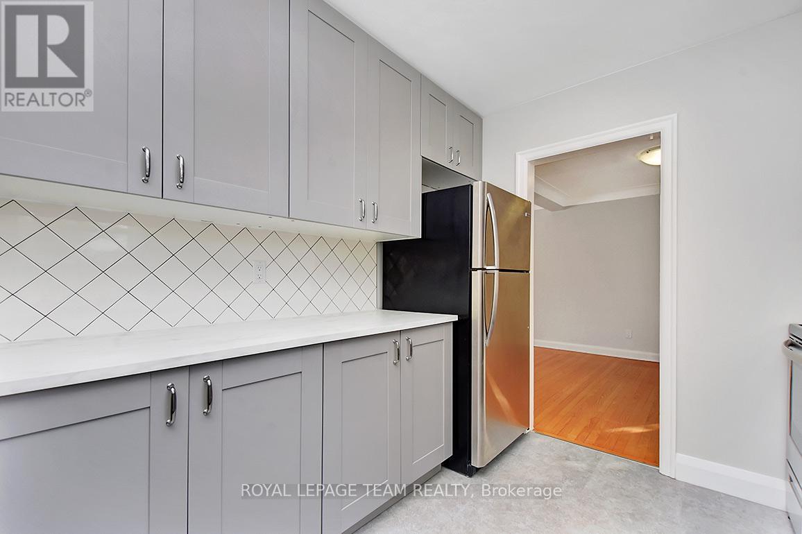 1151 Normandy Crescent, Ottawa, Ontario  K2E 5A5 - Photo 18 - X12909076